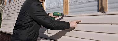 Best Insulated Siding Installation  in Chattahoochee, FL